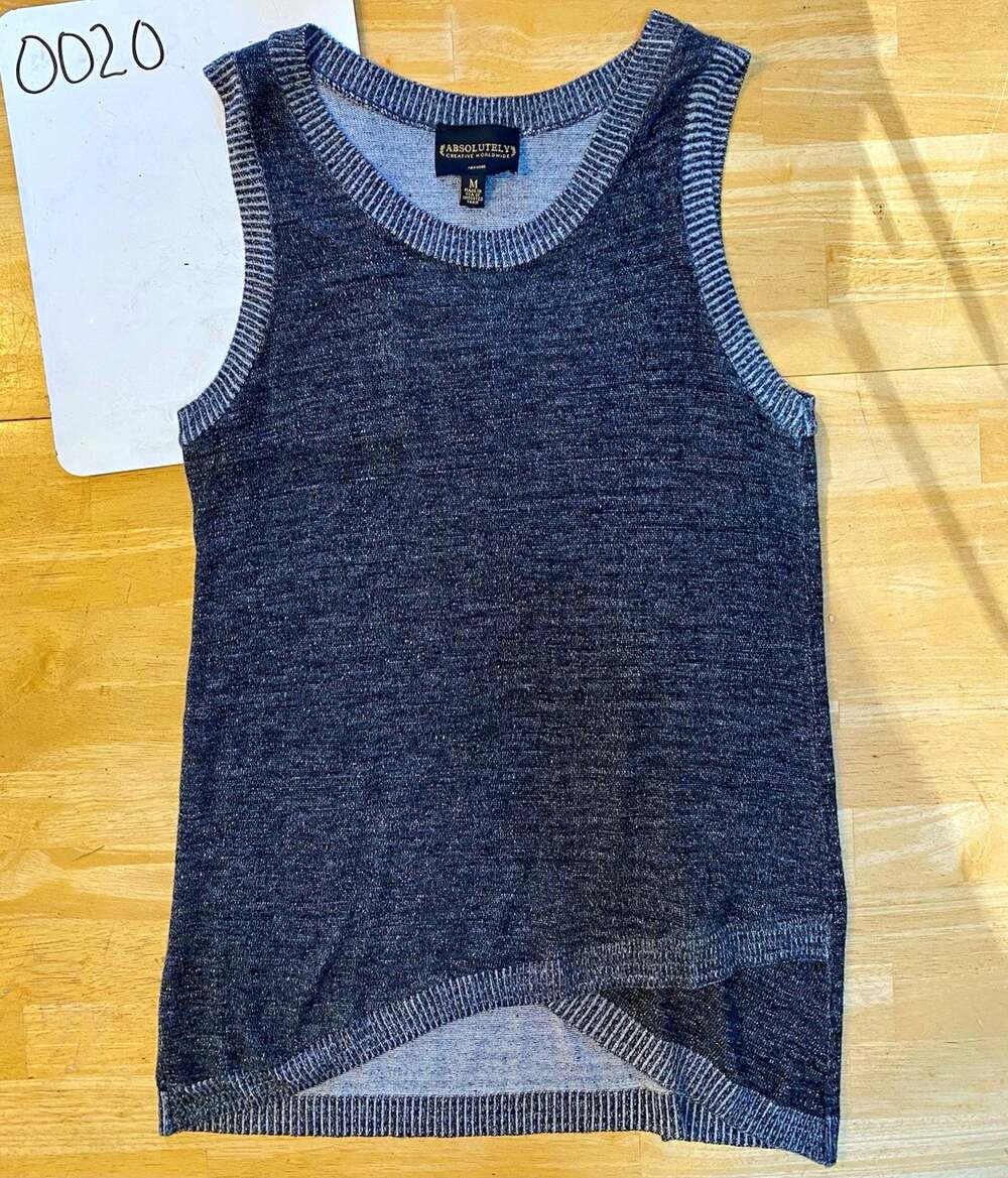 Absolutely Creative Worldwide Gray Knit Round Neck Sweater Vest Ribbed Trim M